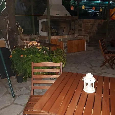 Nontas Homes Appartamento Kalamítsi