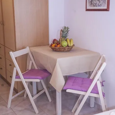 Nontas Homes *