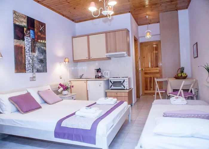 Nontas Homes 公寓 *