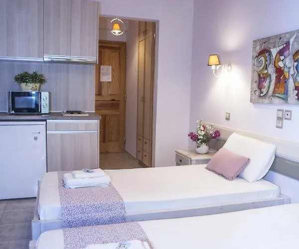 Nontas Homes 公寓 *