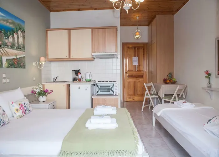 公寓 Nontas Homes *